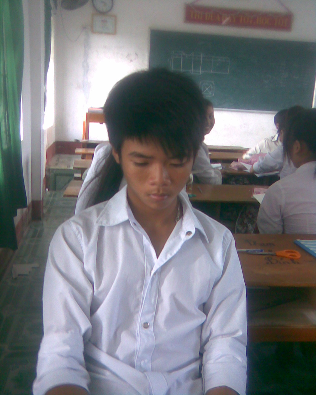 Xem ảnh tại đ&acirc;y.