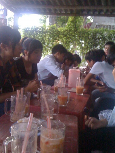 12a thpt tạ uy&ecirc;n 2011-2014